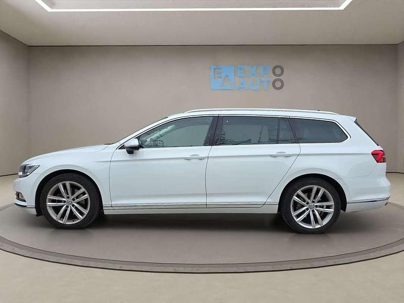 Usado VW Passat Sport 179 CV (131 kW) 2018 Blanco Familiar