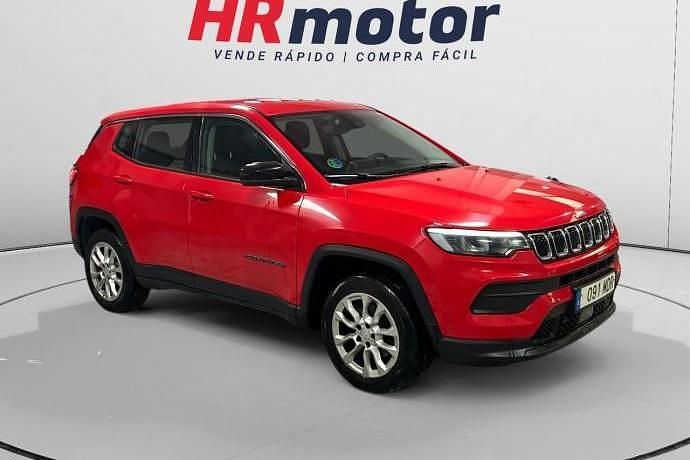 Usado Jeep Compass Night Eagle 131 CV (96 kW) 2023 Rojo SUV