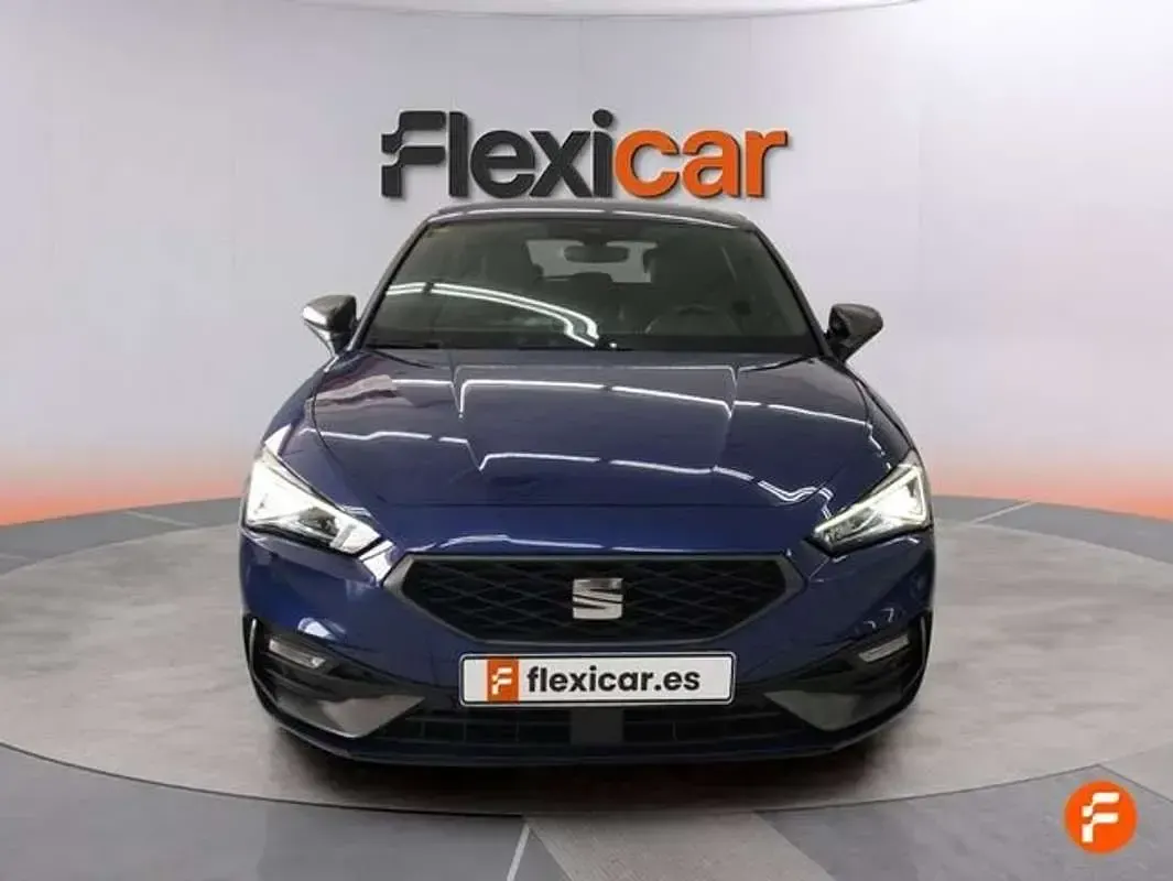 Usado Seat Leon ST FR 150 CV (110 kW) 2020 Azul Familiar