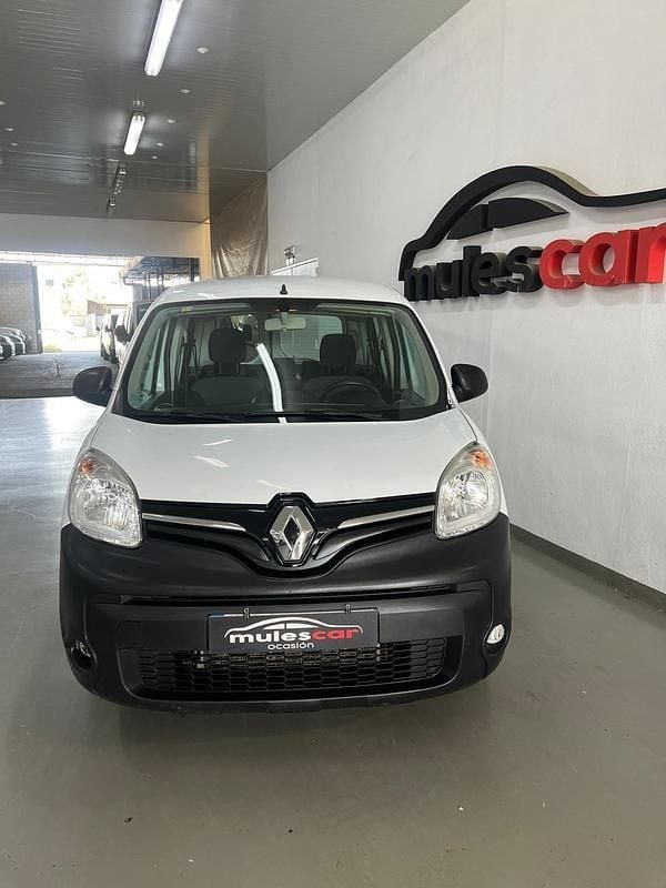 Usado Renault Kangoo 95 CV (69 kW) 2020 Blanco Monovolumen