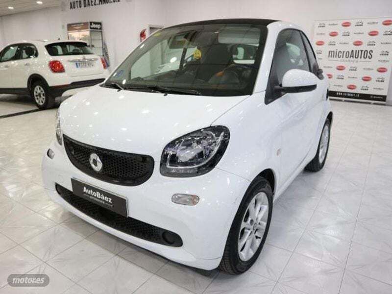 Blanco Usado 2018 Smart ForTwo Electric Drive Proxy Descapotable | 10.990 € (Precio justo) - Imagen 1/4