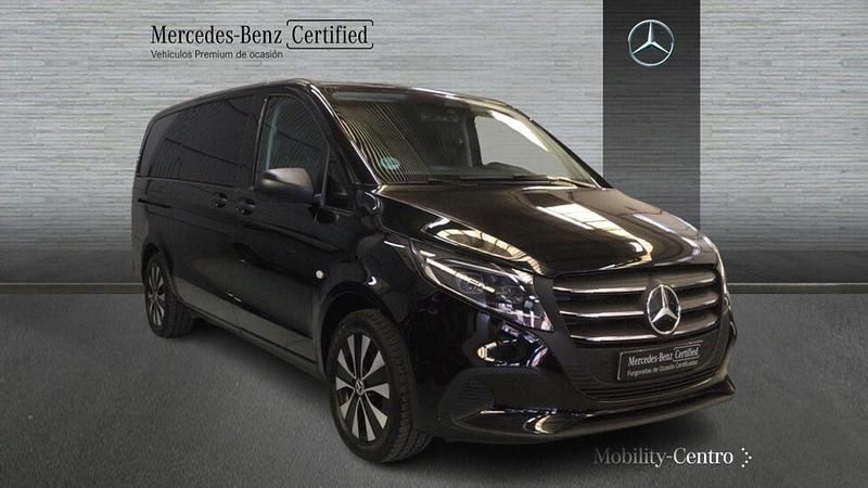 Usado Mercedes Vito 2024 Negro Van
