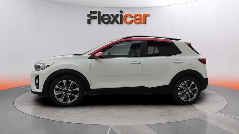 Usado Kia Stonic 101 CV (74 kW) 2020 Blanco SUV
