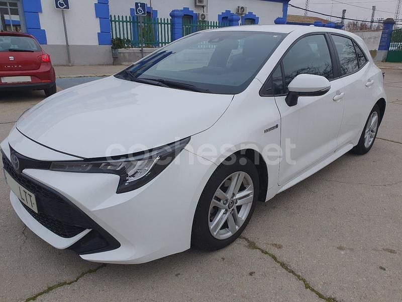 Usado Toyota Corolla Active 122 CV (89 kW) 2021 Blanco Berlina