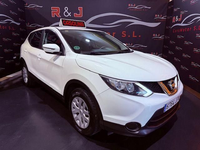 Usado Nissan Qashqai Acenta 115 CV (84 kW) 2015 Blanco SUV