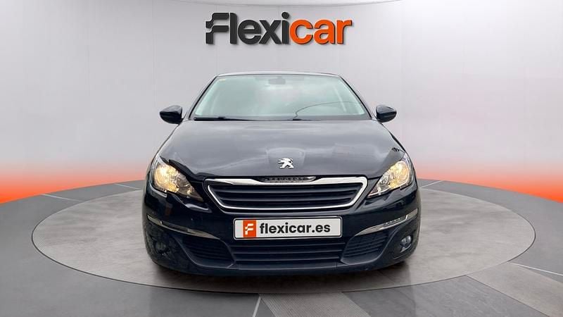Usado Peugeot 308 Style 131 CV (96 kW) 2017 Negro Berlina