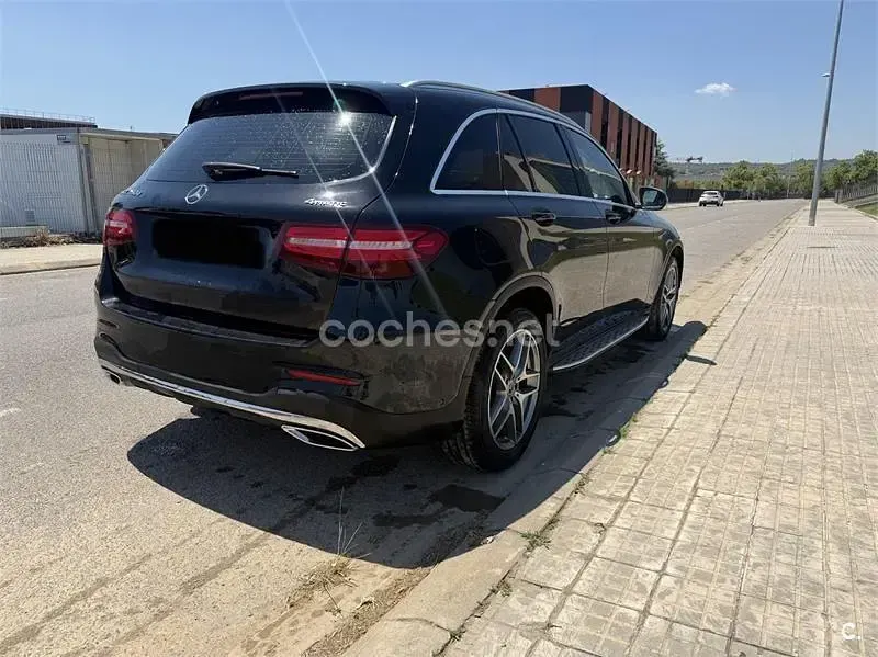 Usado Mercedes GLC250 204 CV (150 kW) 2017 Negro SUV