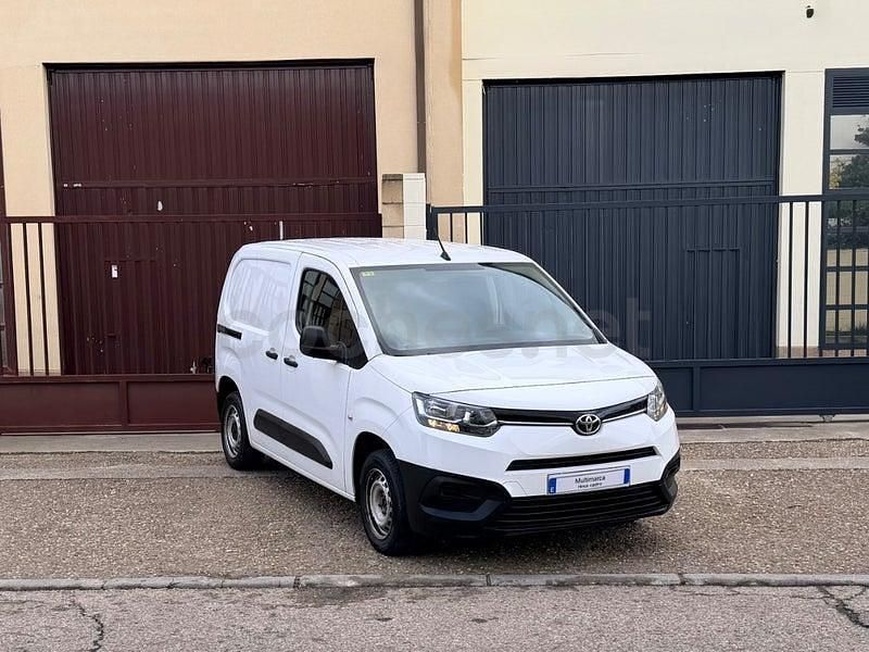 Usado Toyota Proace City City 102 CV (75 kW) 2021 Blanco Monovolumen