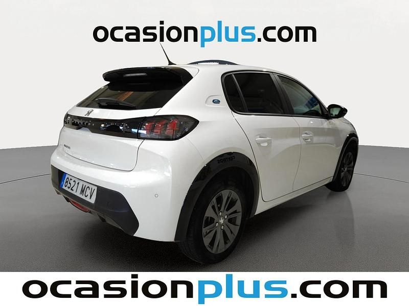 Usado Peugeot e-208 Active 100 kW (136 CV) 2022 Blanco Utilitario