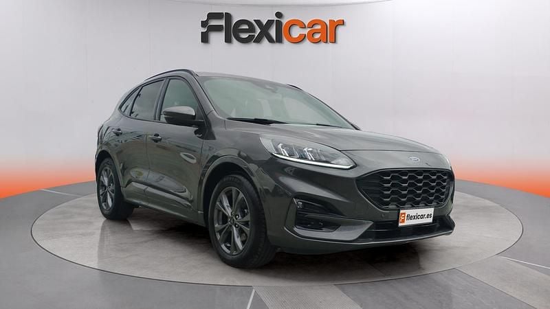 Usado Ford Kuga ST-Line 120 CV (88 kW) 2024 Gris SUV