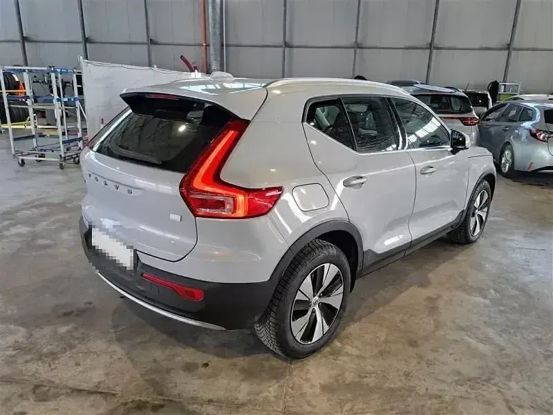 Usado Volvo XC40 Inscription 262 CV (192 kW) 2021 Gris SUV