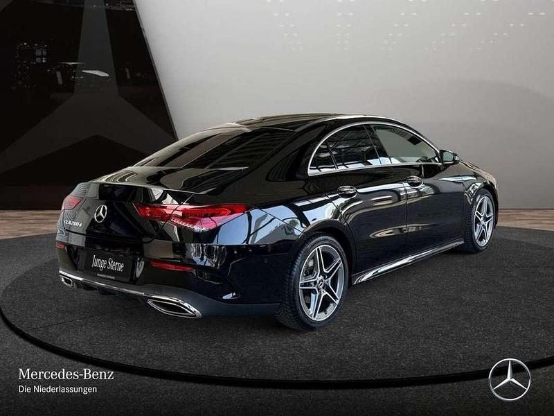 Usado Mercedes CLA200 AMG 150 CV (110 kW) 2022 Negro Berlina