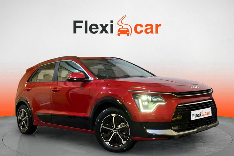 Granate Usado 2023 Kia Niro SUV | 21.290 € - Imagen 1/4