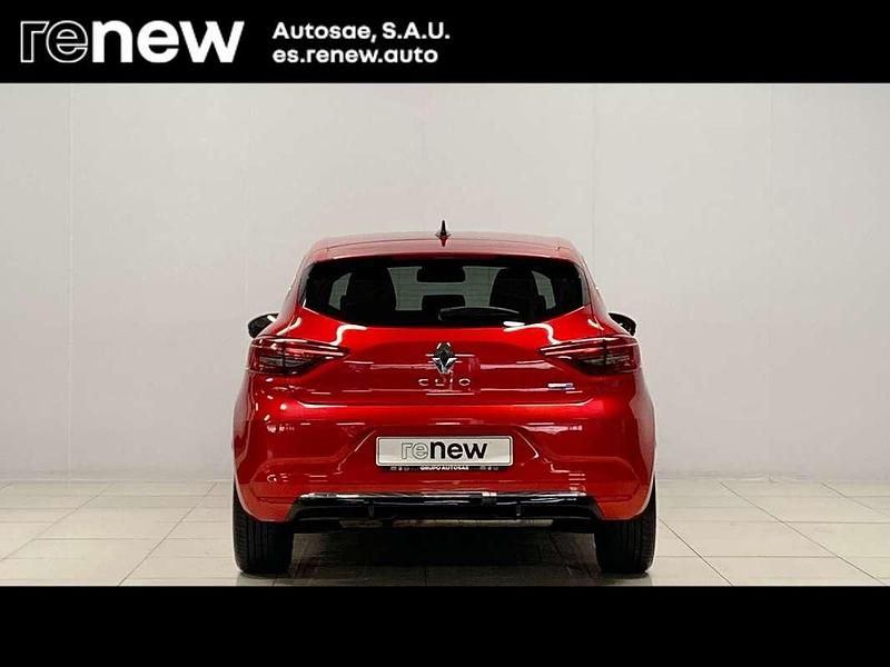 Usado Renault Clio V Techno 140 CV (102 kW) 2022 Utilitario