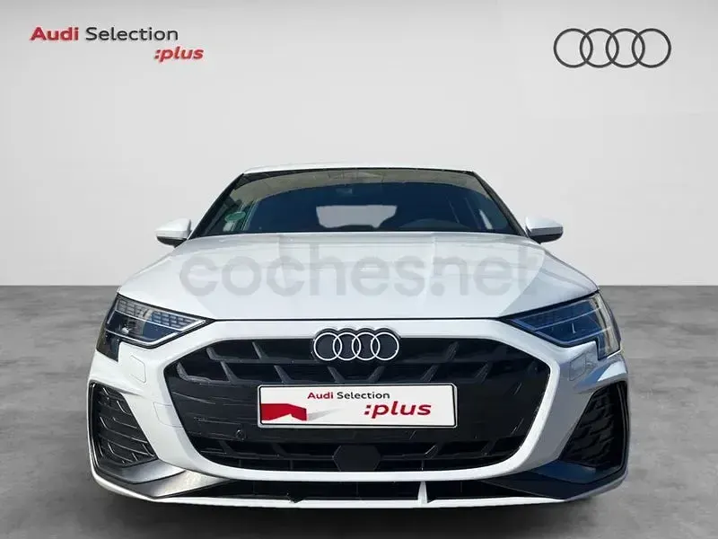 Usado Audi A3 S-Line 150 CV (110 kW) 2025 Blanco Berlina