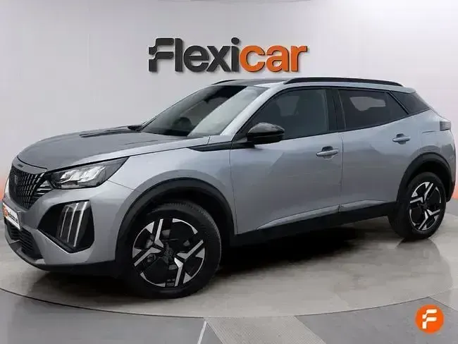 Usado Peugeot 2008 Allure 100 CV (73 kW) 2024 Gris SUV