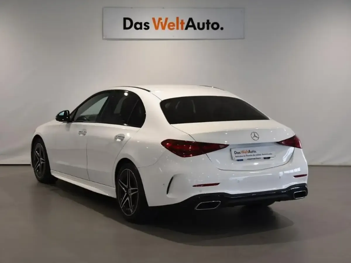 Usado Mercedes C220 200 CV (147 kW) 2023 Blanco Berlina