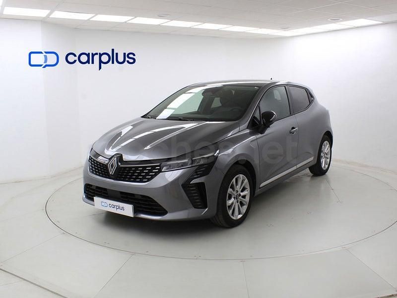 Usado Renault Clio V Evolution 100 CV (73 kW) 2025 Gris / plata Berlina