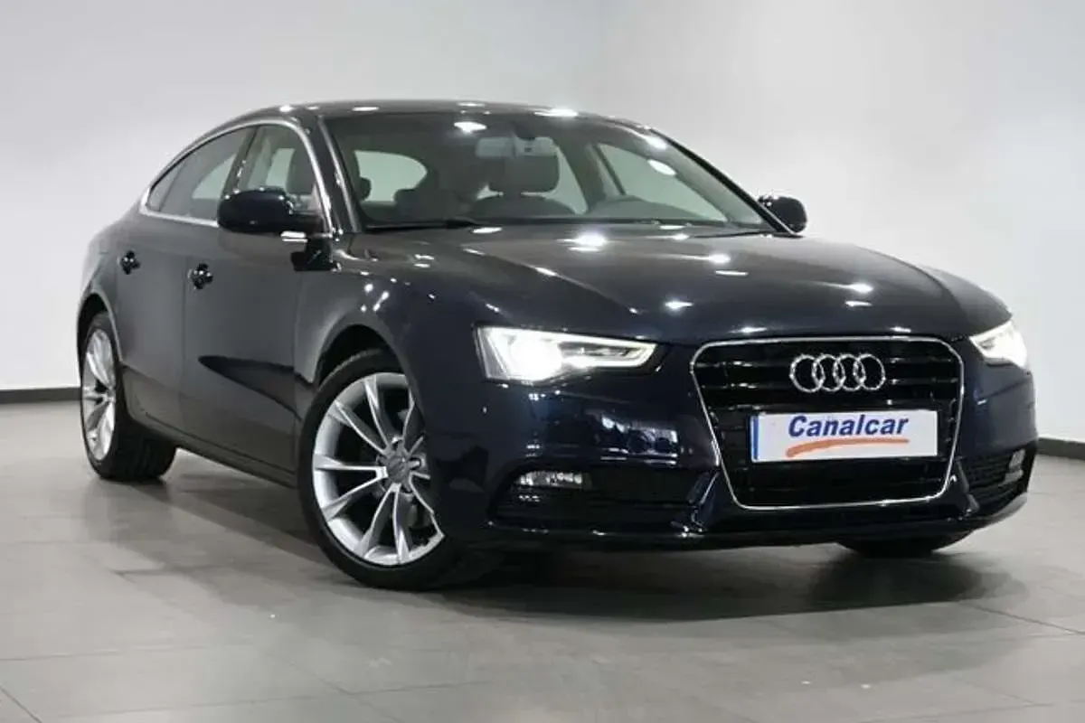 Usado Audi A5 Sportback Advanced 190 CV (139 kW) 2015 Azul Utilitario