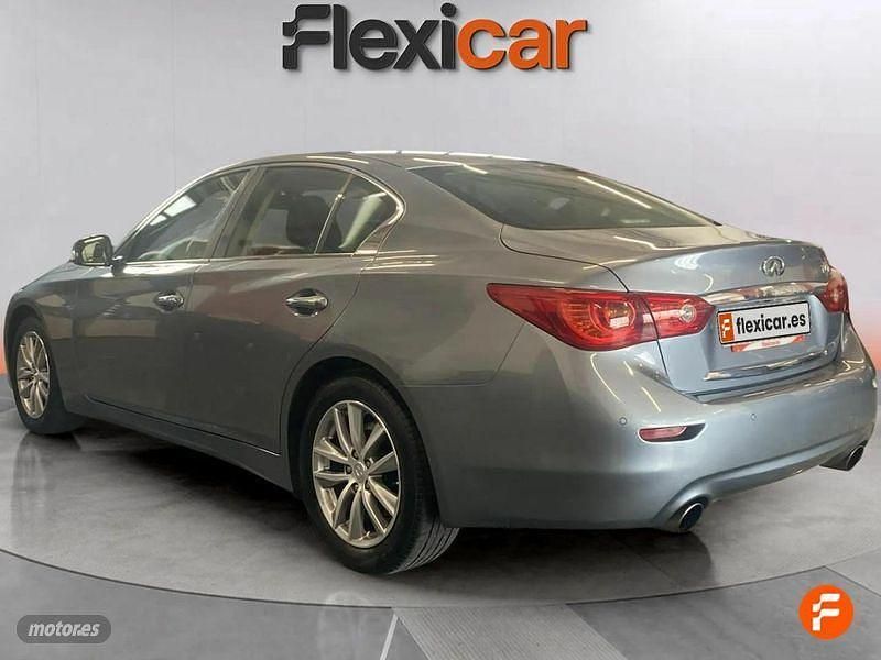 Usado Infiniti Q50 170 CV (125 kW) 2016 Gris Berlina