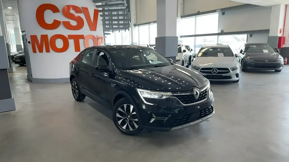 Usado Renault Arkana Equilibre 145 CV (106 kW) 2023 Negro SUV
