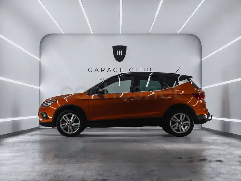 Usado Seat Arona FR 116 CV (85 kW) 2019 Naranja SUV