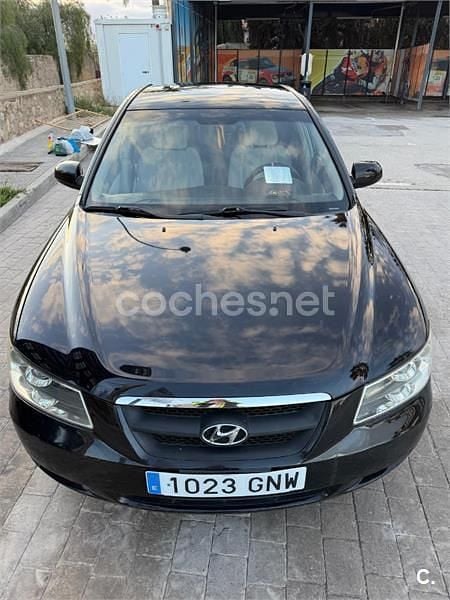 Usado Hyundai Sonata Comfort 140 CV (102 kW) 2009 Negro Berlina