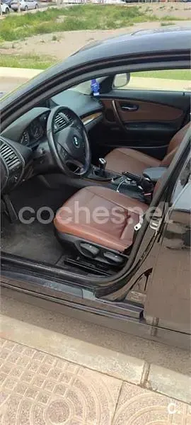 Usado BMW 120 177 CV (130 kW) 2010 Negro Utilitario