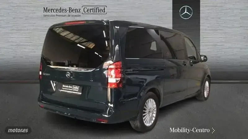 Usado Mercedes EQV300 150 kW (204 CV) 2021 Gris Monovolumen