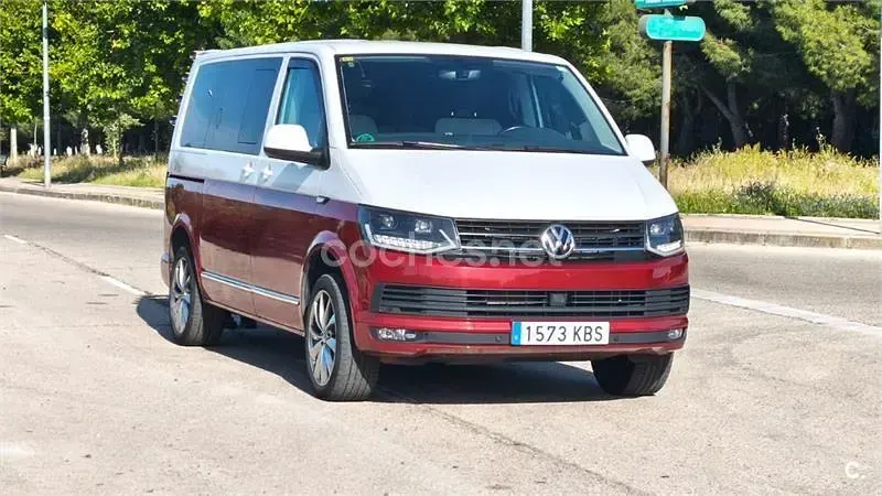 Usado VW Caravelle Trendline 150 CV (110 kW) 2017 Rojo Van