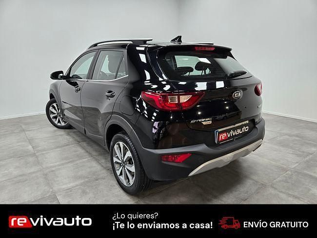 Usado Kia Stonic 101 CV (74 kW) 2021 Negro SUV