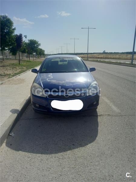 Azul Usado 2007 Opel Astra Enjoy Berlina | 2000 € (Super precio) - Imagen 1/4