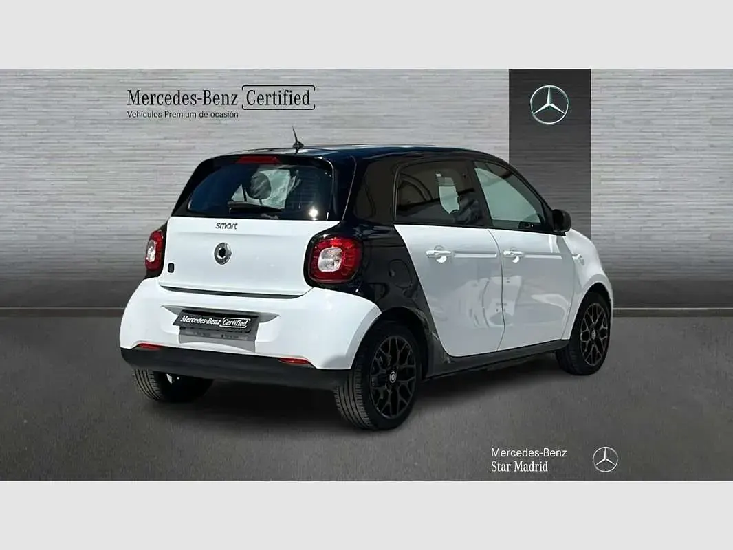 Usado Smart ForFour Electric Drive 60 kW (82 CV) 2021 Blanco Utilitario