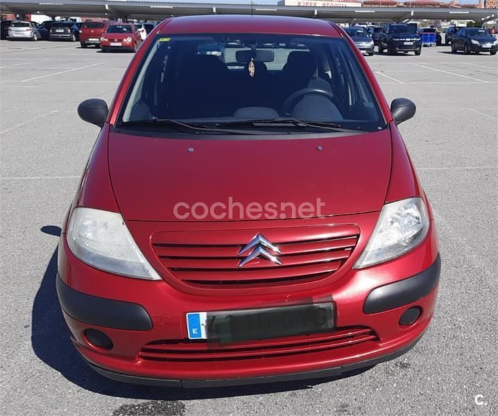 Usado Citroën C3 70 CV (51 kW) 2004 Rojo Berlina