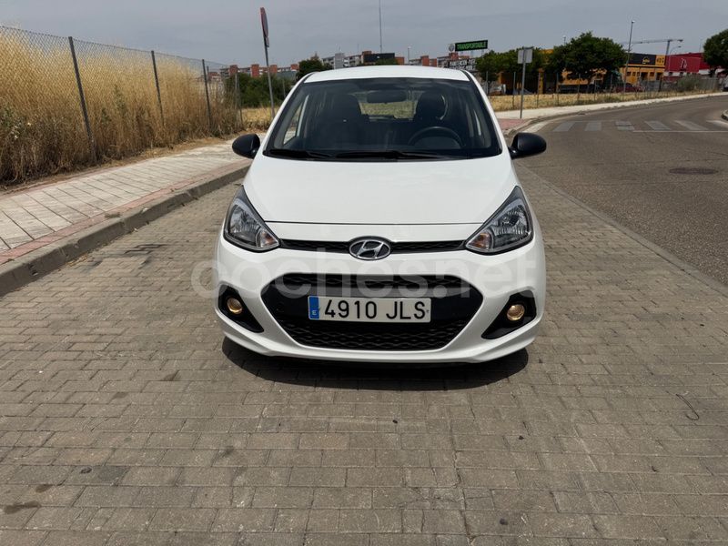 Blanco Usado 2016 Hyundai i10 Utilitario | 5900 € (Buen precio) - Imagen 1/4