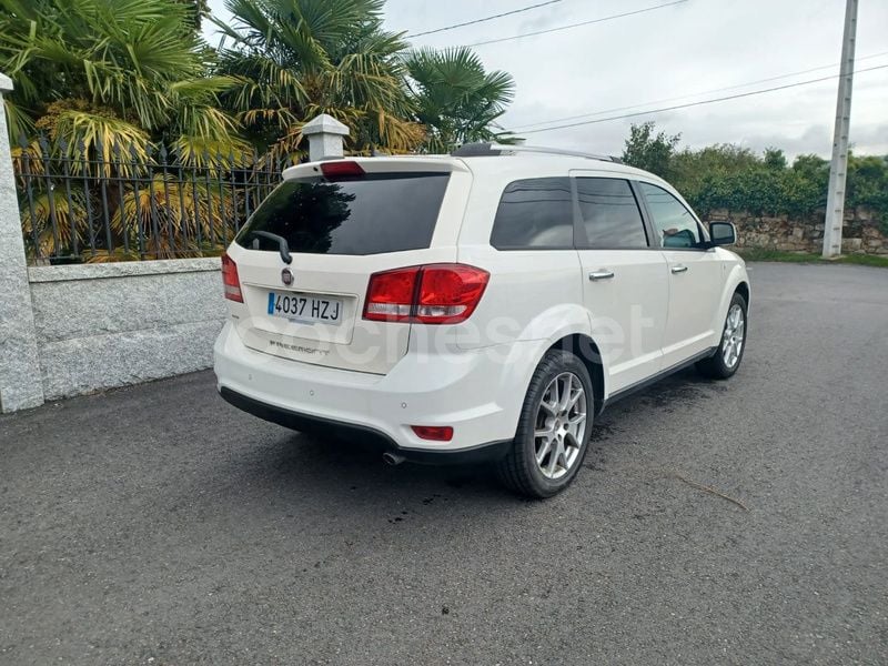 Usado Fiat Freemont Lounge 140 CV (102 kW) 2014 Blanco SUV