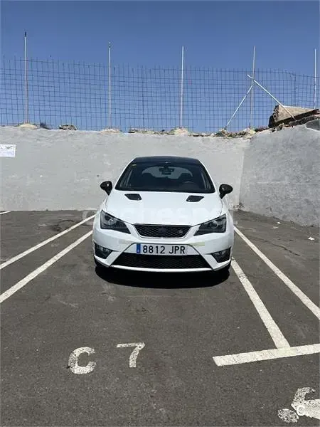 Usado Seat Ibiza Crono 90 CV (66 kW) 2016 Blanco Berlina