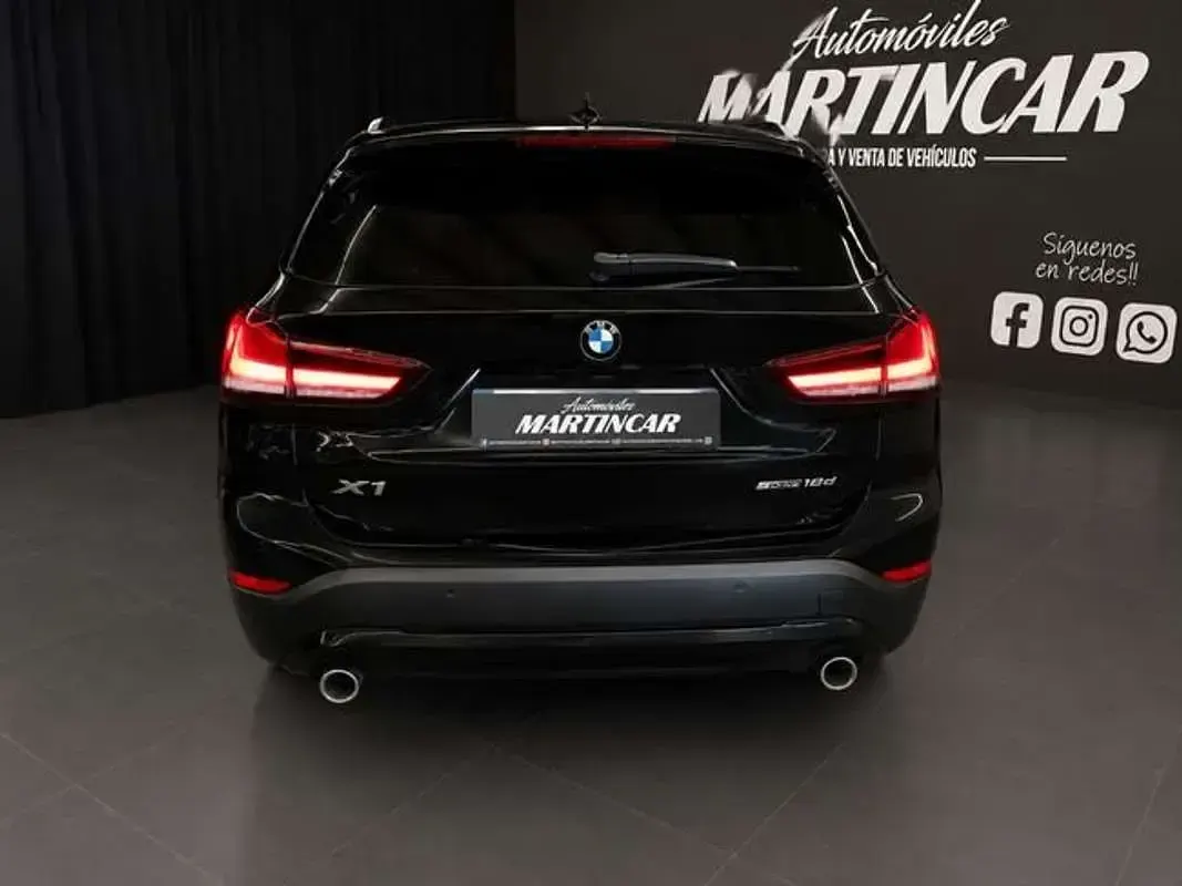 Usado BMW X1 150 CV (110 kW) 2021 Negro SUV