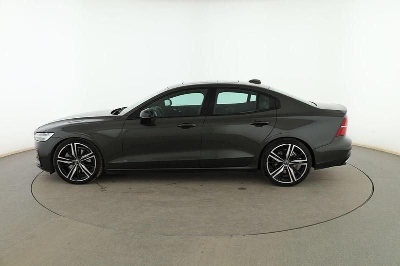Usado Volvo S60 R-Design 250 CV (183 kW) 2019 Gris Berlina