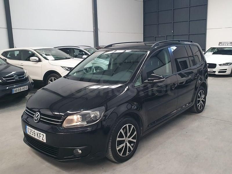 Usado VW Touran Edition 105 CV (77 kW) 2014 Negro Monovolumen