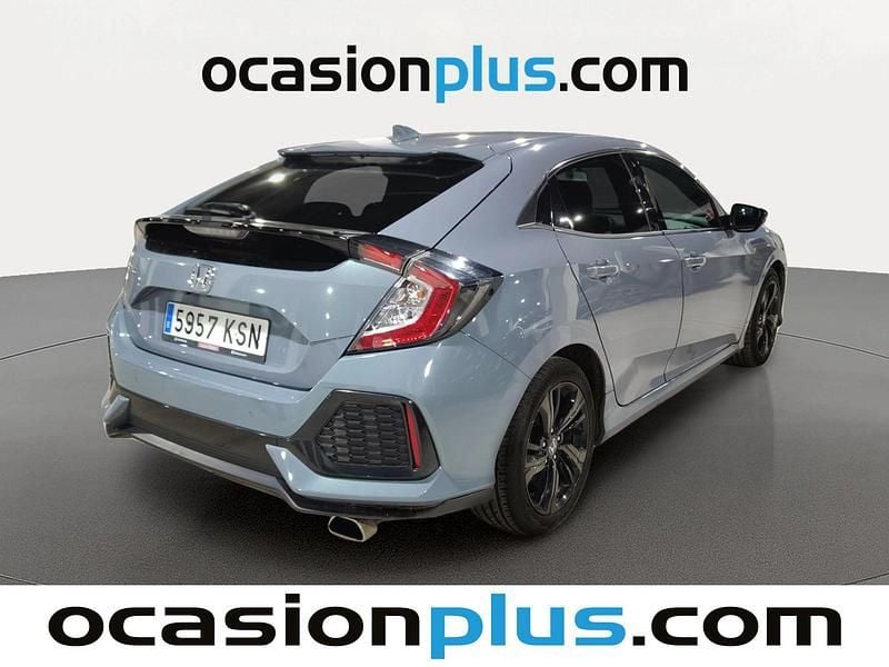 Usado Honda Civic Elegance 129 CV (94 kW) 2018 Gris Utilitario