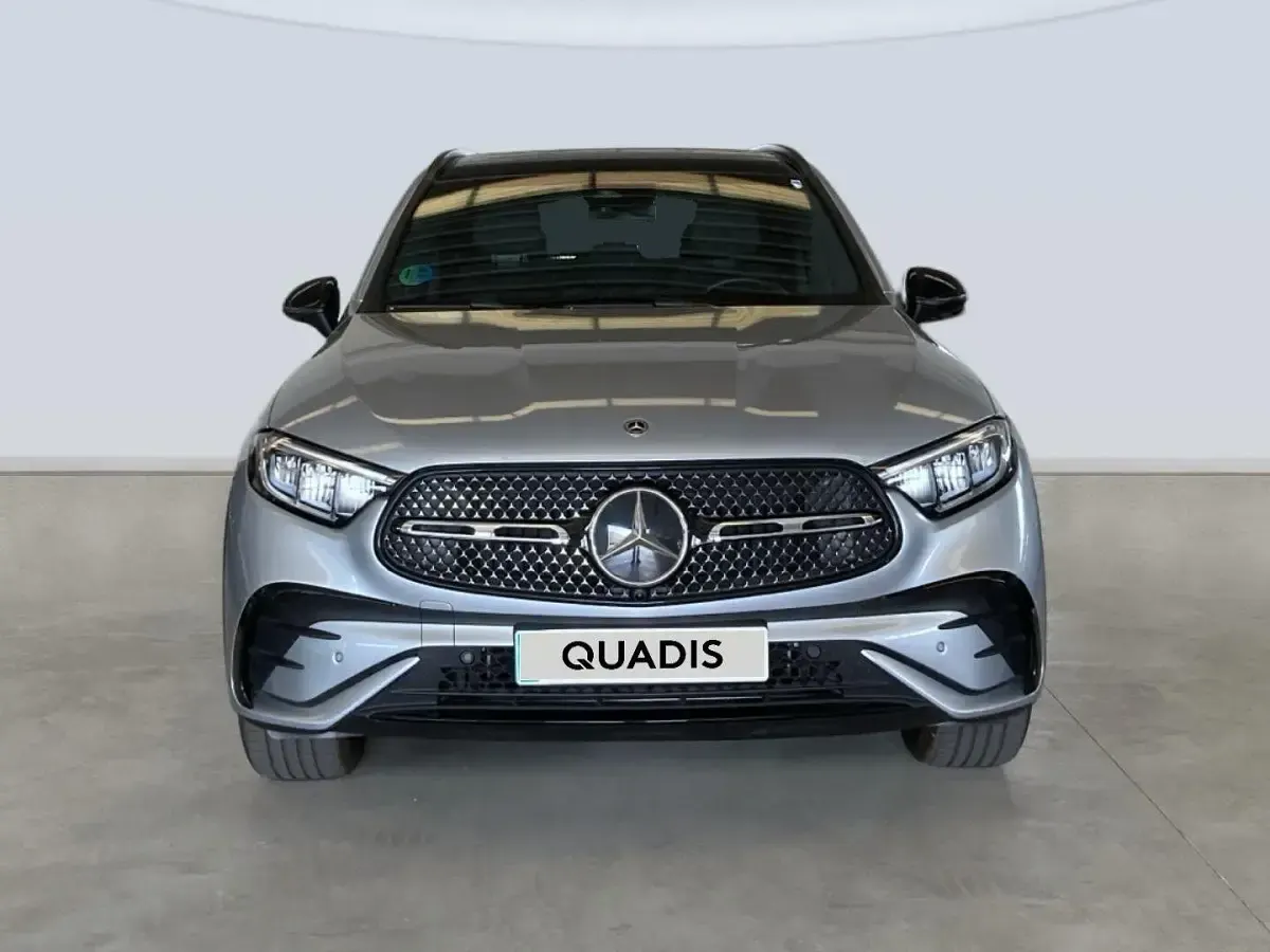 Usado Mercedes GLC220 197 CV (144 kW) 2025 Gris plata SUV