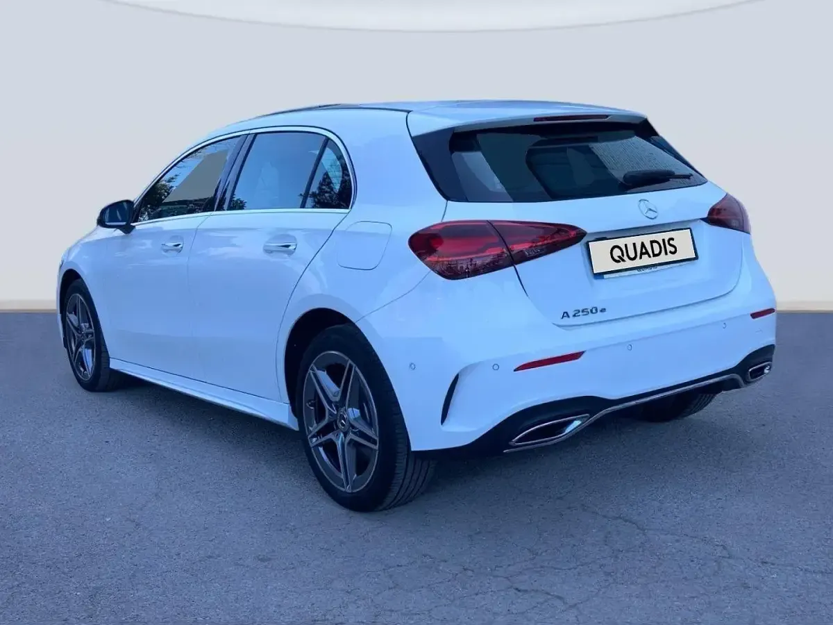 Usado Mercedes A250 218 CV (160 kW) 2024 Blanco