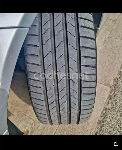 Usado Mercedes C220 Avantgarde 170 CV (125 kW) 2009 Gris / plata Berlina