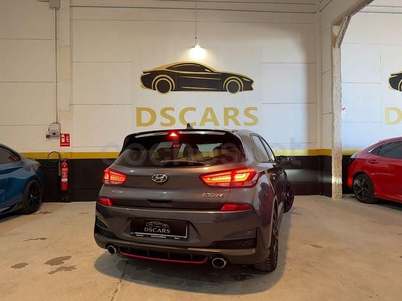 Usado Hyundai i30 N Performance 275 CV (202 kW) 2018 Gris / plata Berlina