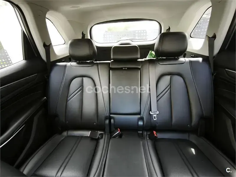 Usado DFSK E5 217 CV (159 kW) 2024 Gris / plata SUV