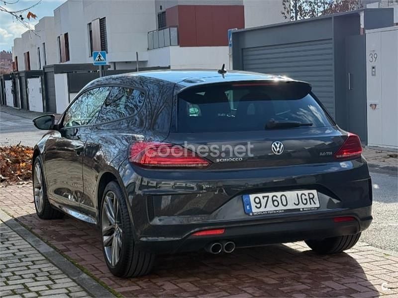 Usado VW Scirocco R-line 150 CV (110 kW) 2015 Gris / plata Coupe