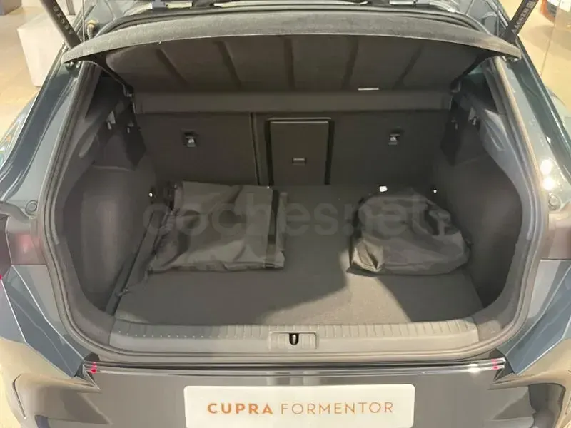 Nuevo Cupra Formentor 204 CV (150 kW) 2026 Gris / plata SUV