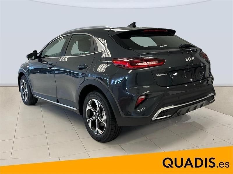 Nuevo Kia XCeed 101 CV (74 kW) 2025 Gris SUV