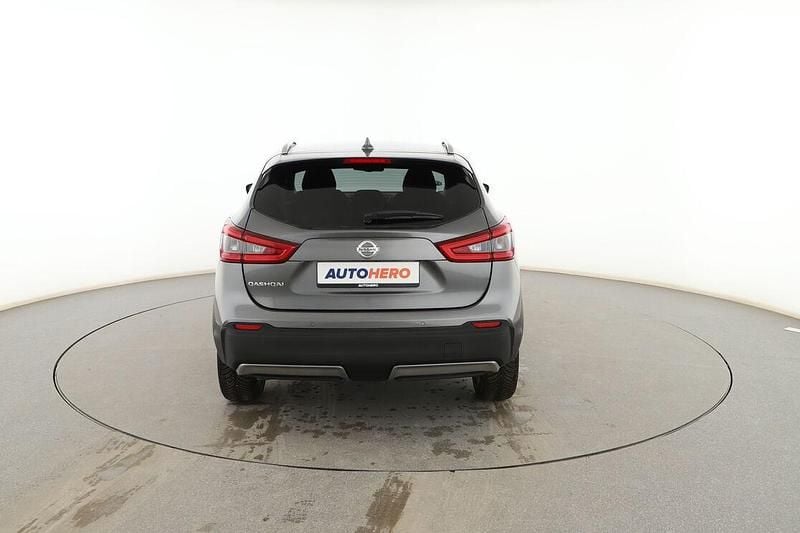 Usado Nissan Qashqai N-Connecta 140 CV (102 kW) 2018 Gris SUV
